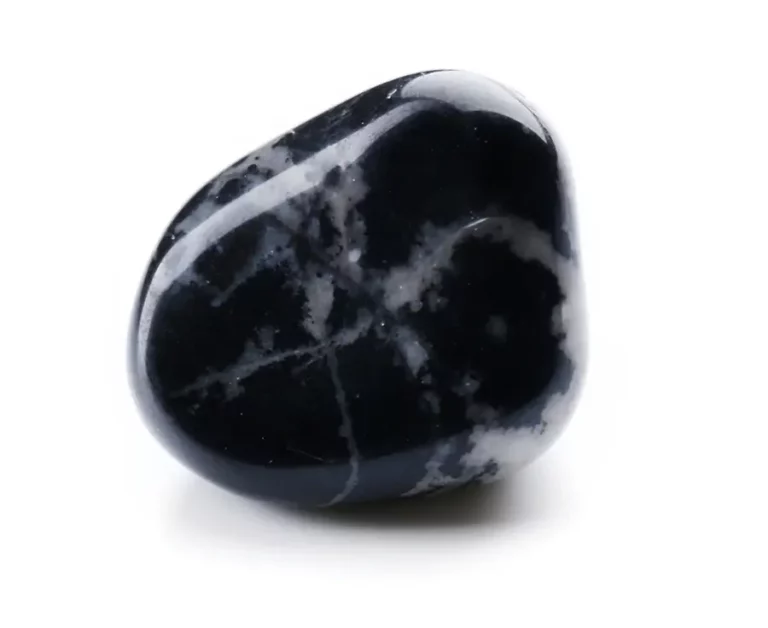 Onyx Stone: Properties, Benefits & Meanings
