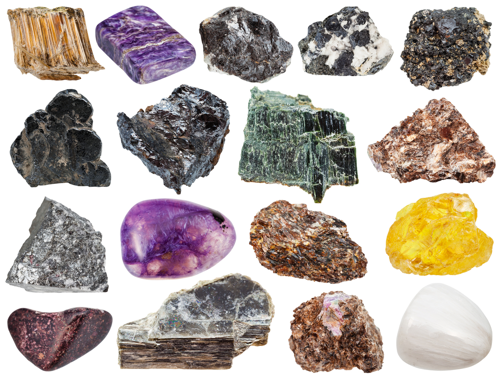 Mineral stones sphene muscovite knopite 1