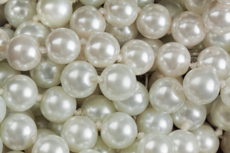 Basra Pearls: Properties, Benefits & Meanings