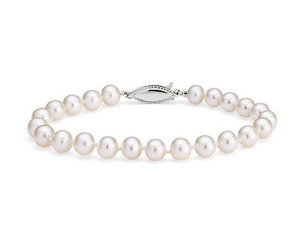 8inches Freshwater Cultured Pearl Bracelet In 14k White Gold 6 6.5mm